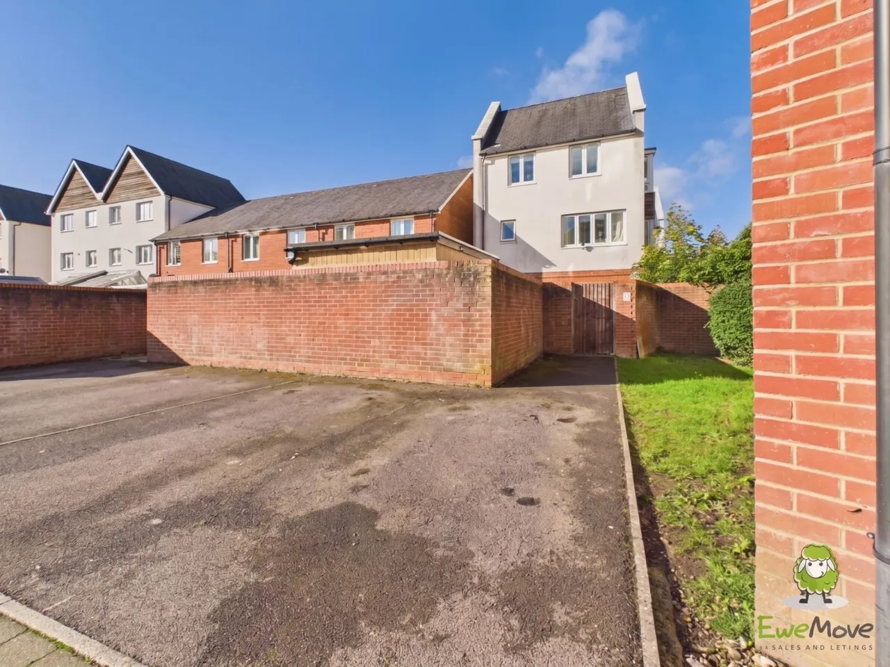 Mallory Road, Basingstoke, RG24, photo 23