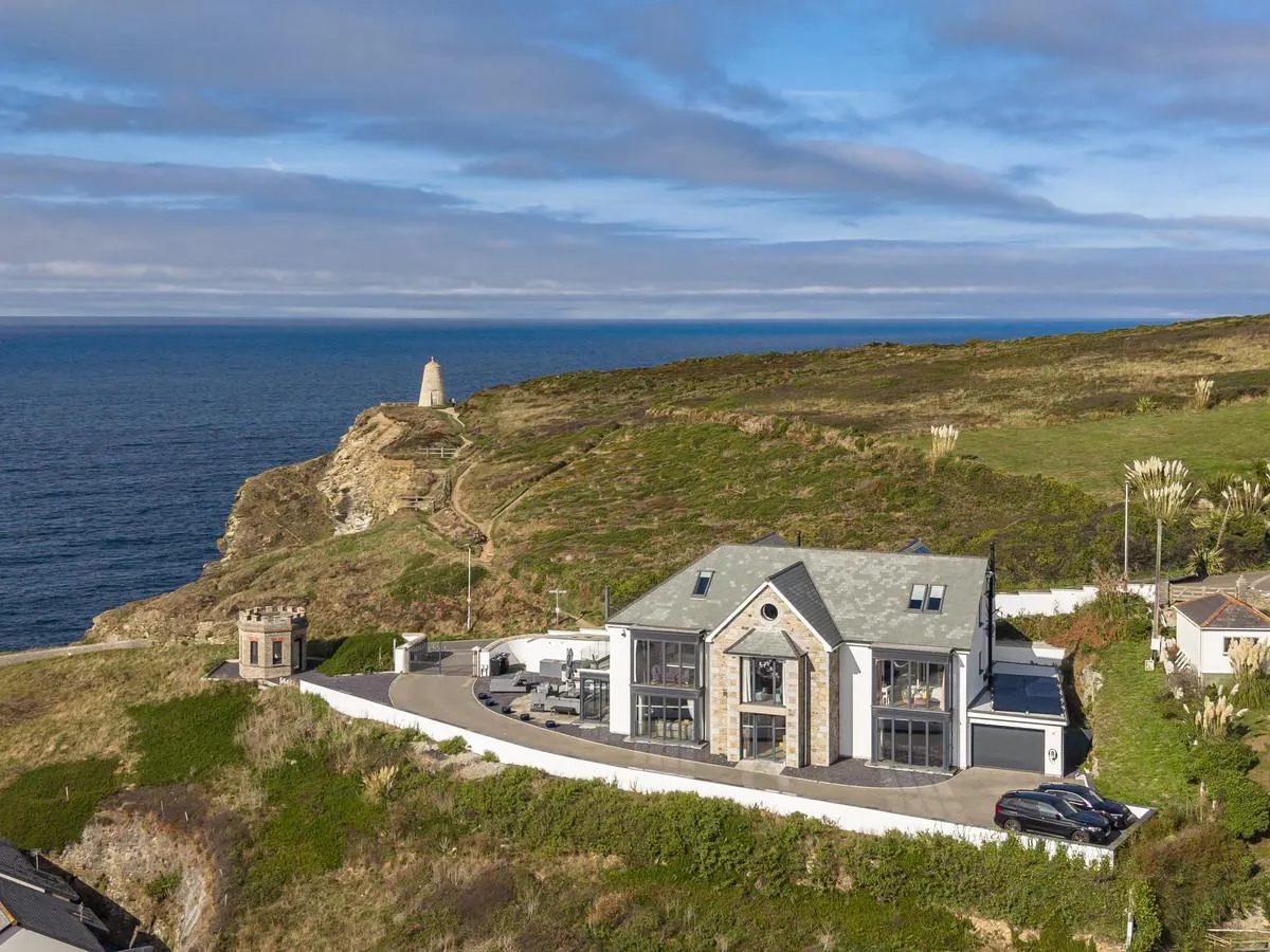 Exceptional contemporary residence commanding breathtaking views, Portreath, photo 3