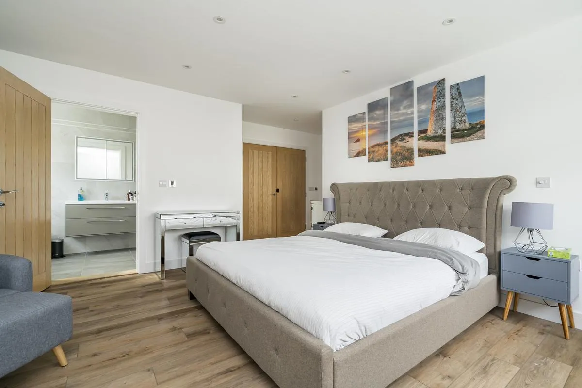 Exceptional contemporary residence commanding breathtaking views, Portreath, photo 25