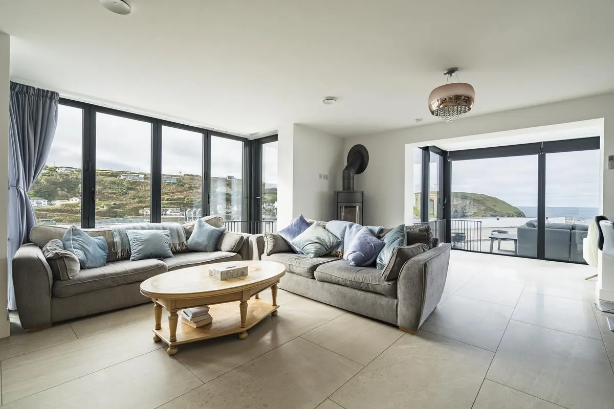 Exceptional contemporary residence commanding breathtaking views, Portreath, photo 9