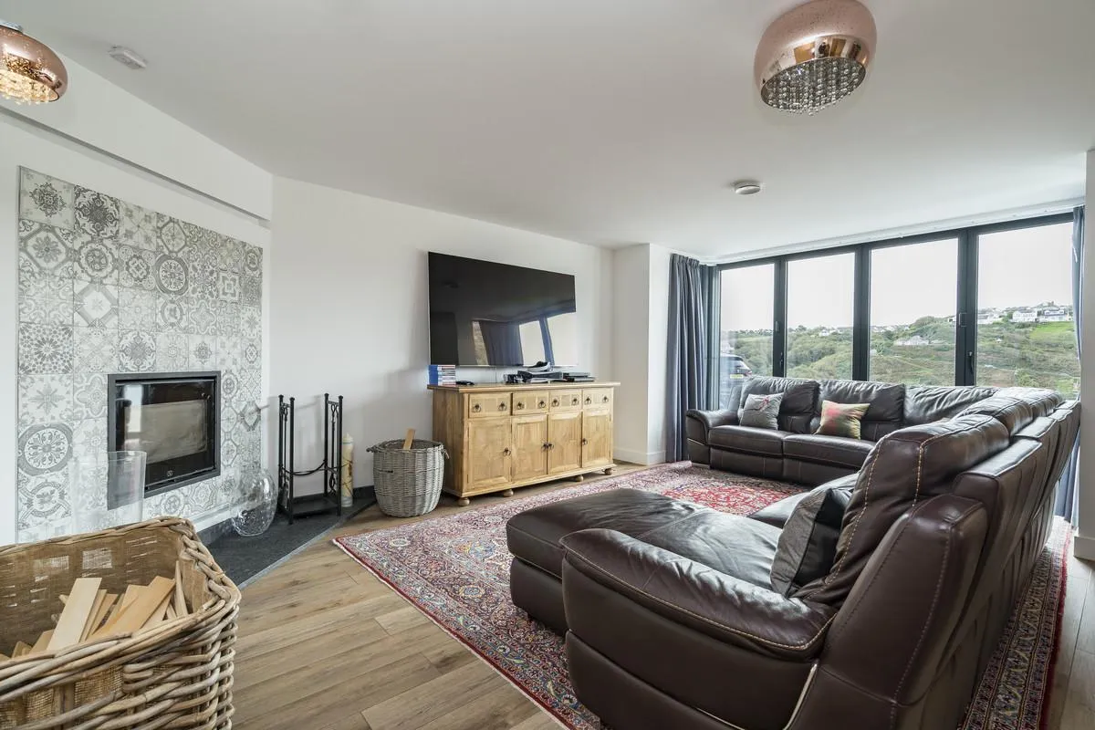 Exceptional contemporary residence commanding breathtaking views, Portreath, photo 12