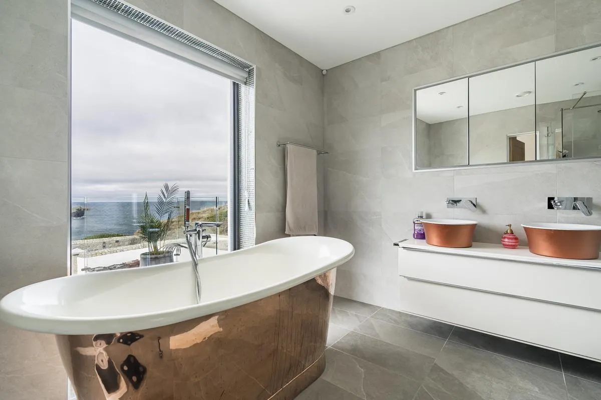 Exceptional contemporary residence commanding breathtaking views, Portreath, photo 22