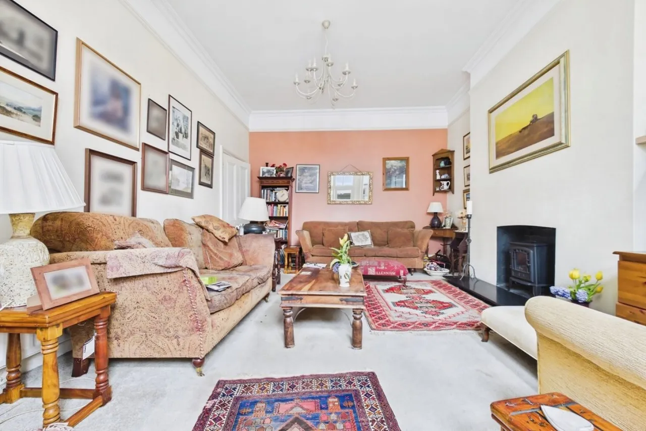 Bouverie Road West , Folkestone, photo 6