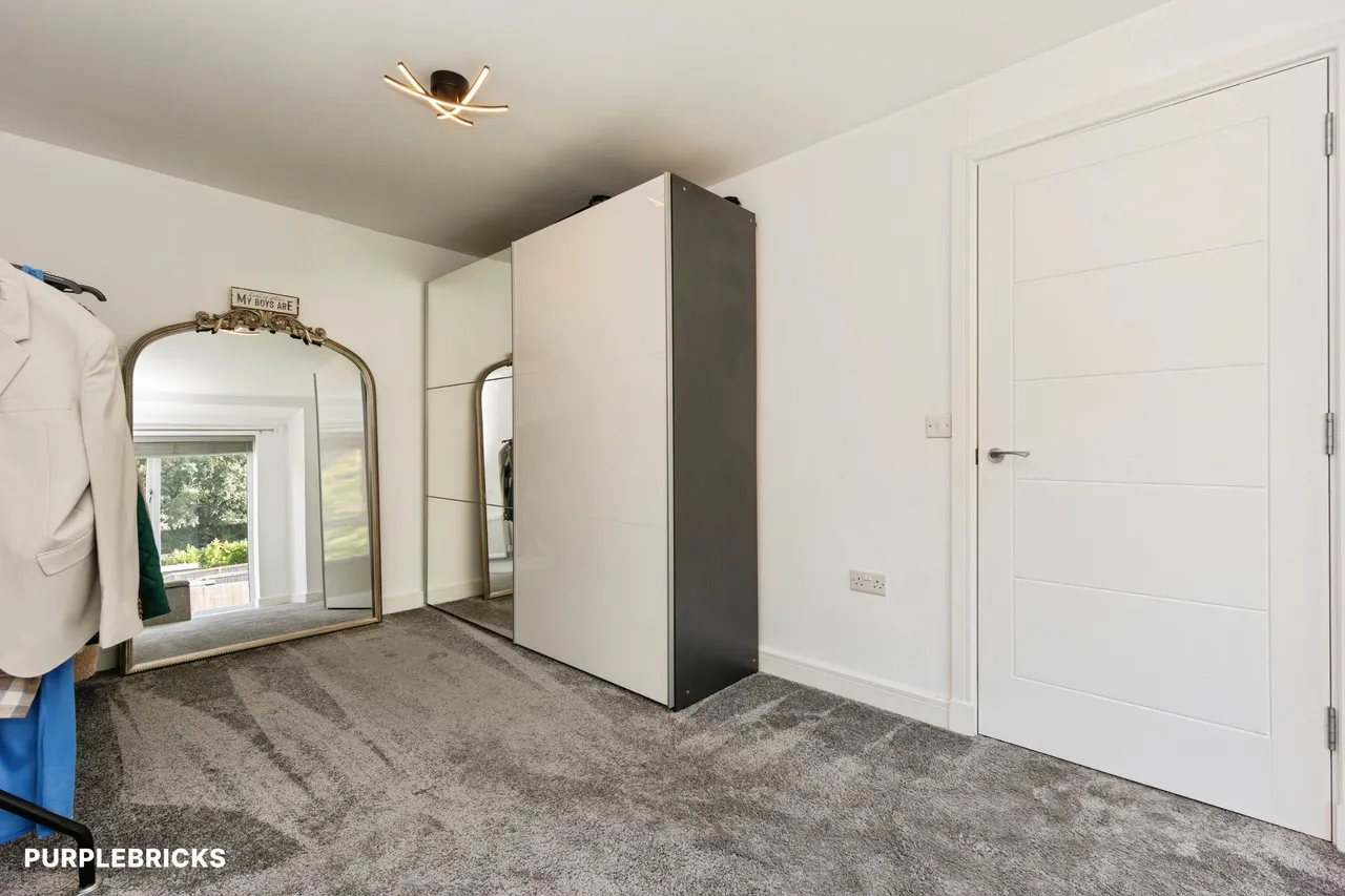 Riverside, Mossley, OL5, photo 14