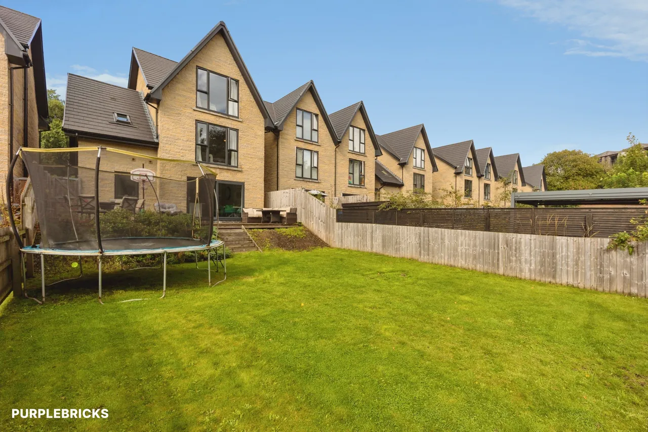 Riverside, Mossley, OL5, photo 17