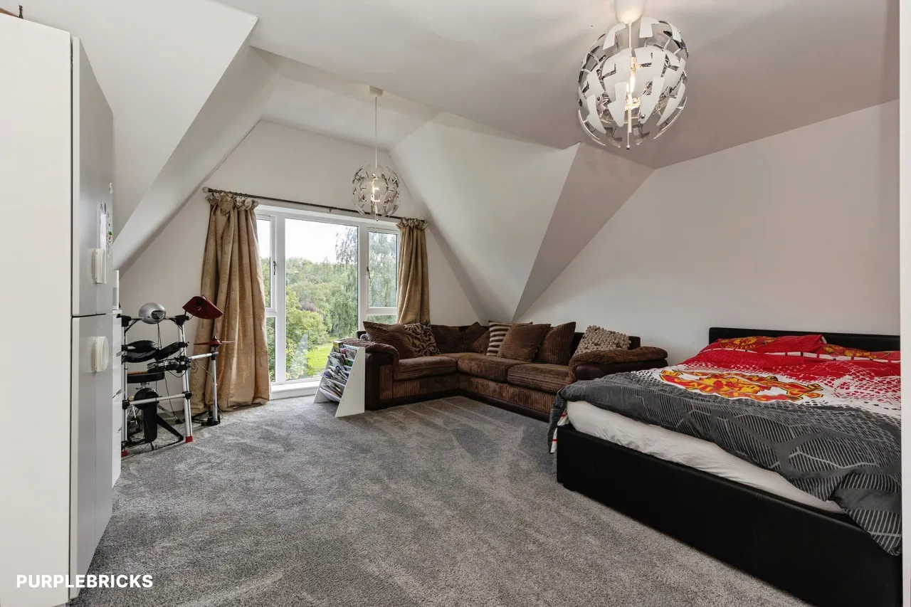 Riverside, Mossley, OL5, photo 11