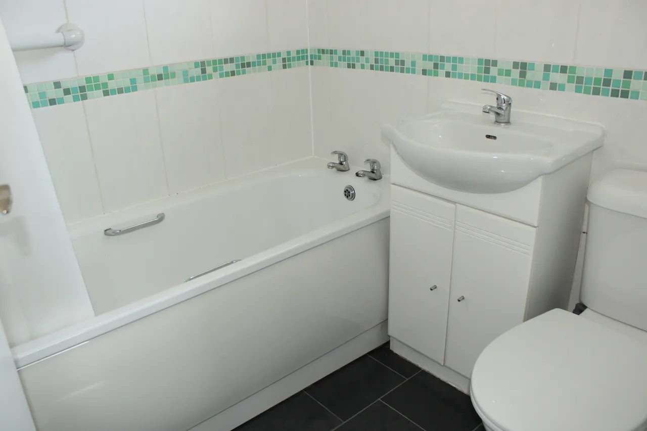Lon Brynli, Prestatyn, LL19, photo 3
