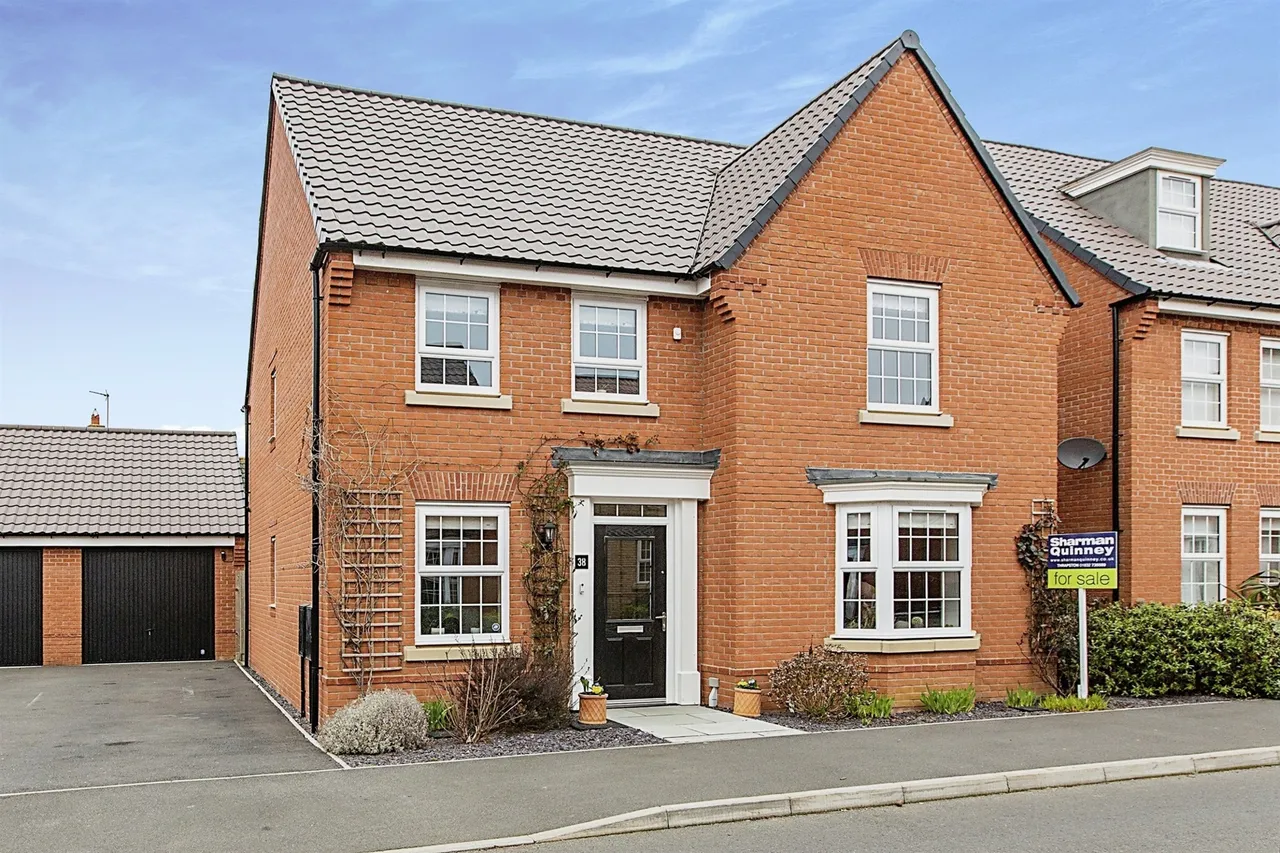 4 bed house for sale, Pintail Lane, Kettering, NN14