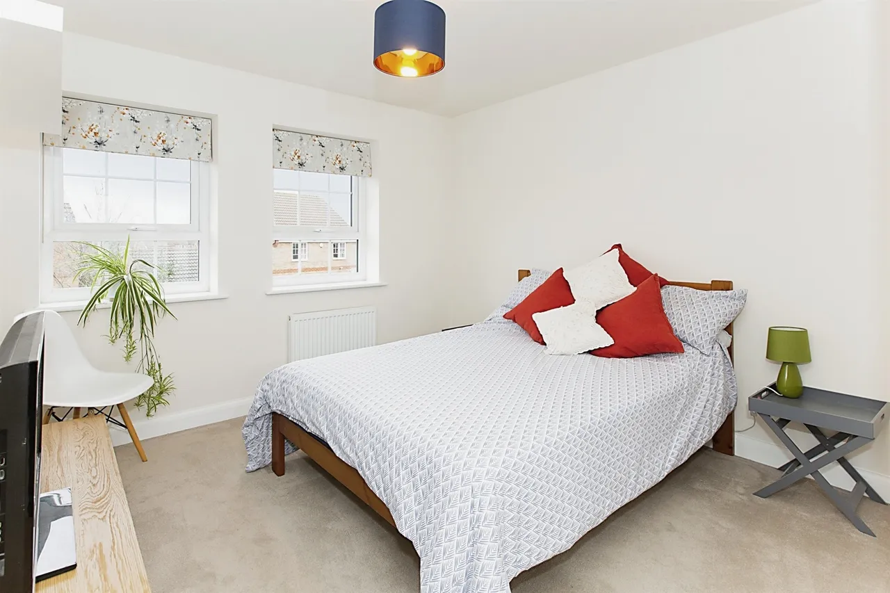 Pintail Lane, Kettering, NN14, photo 11