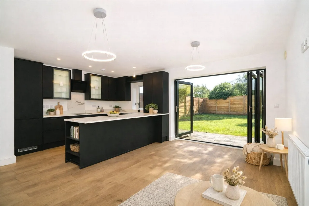 4 bed house for sale — Old Hall Street, Kearsley, Bolton, Greater Manchester, BL4