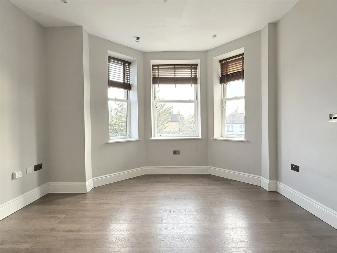 Bergamot House, 52 Rowantree Road, Enfield, EN2 8GF, photo 6