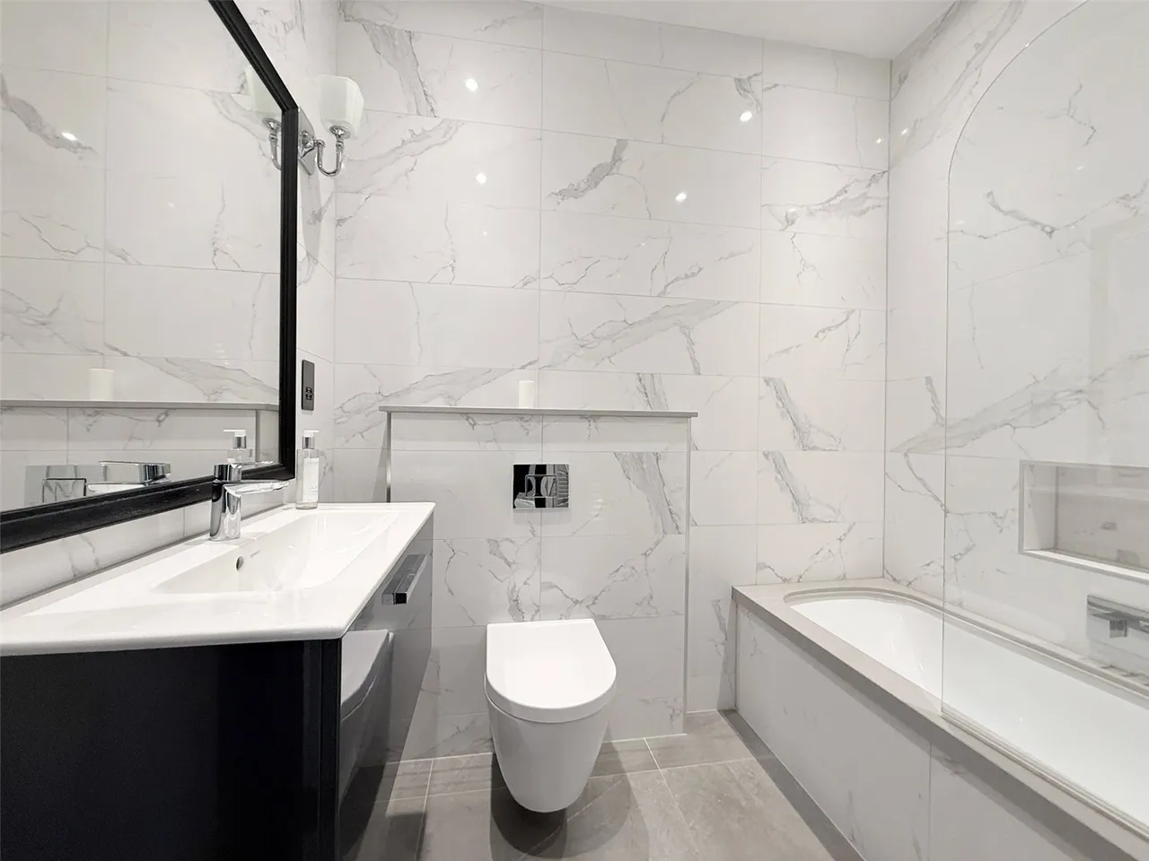Bergamot House, 52 Rowantree Road, Enfield, EN2 8GF, photo 9