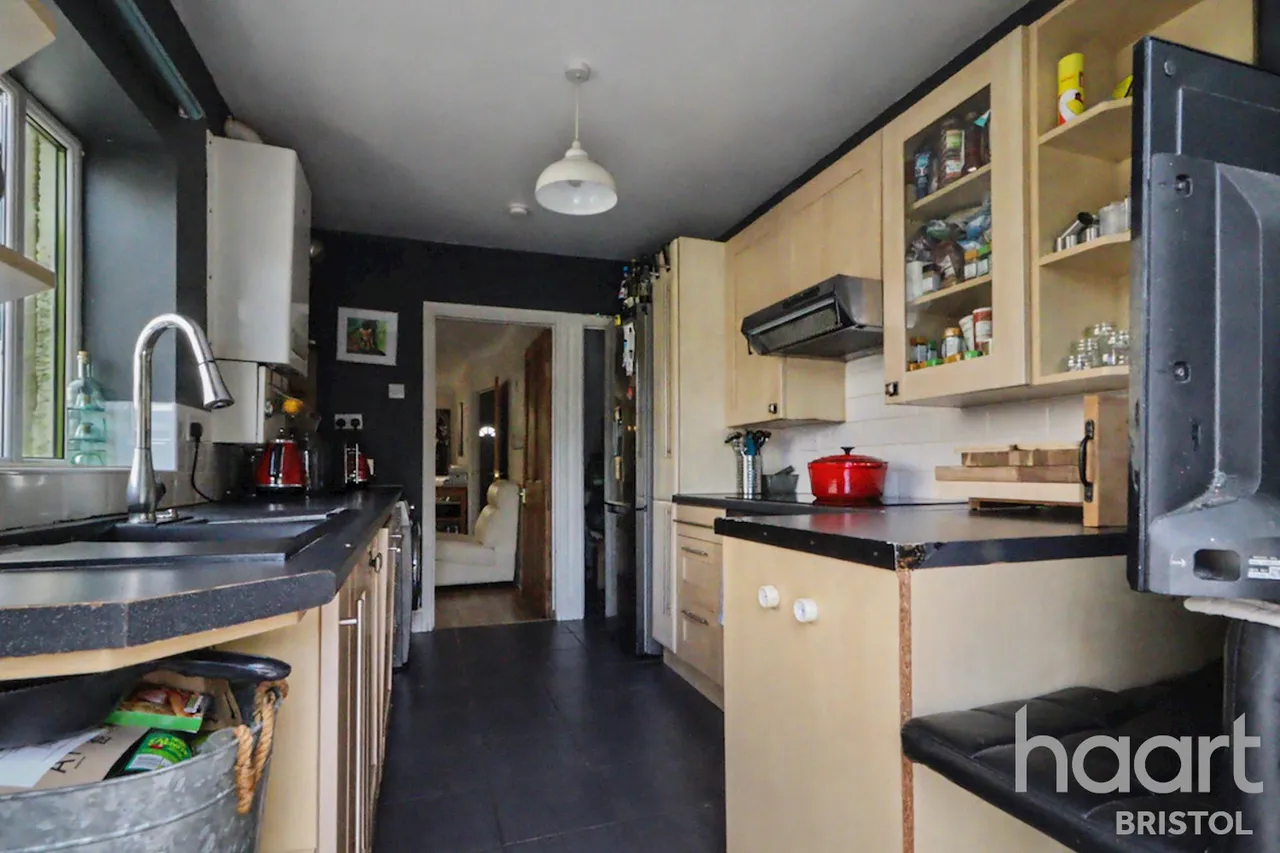 Hengrove Avenue, Bristol, BS14, photo 6