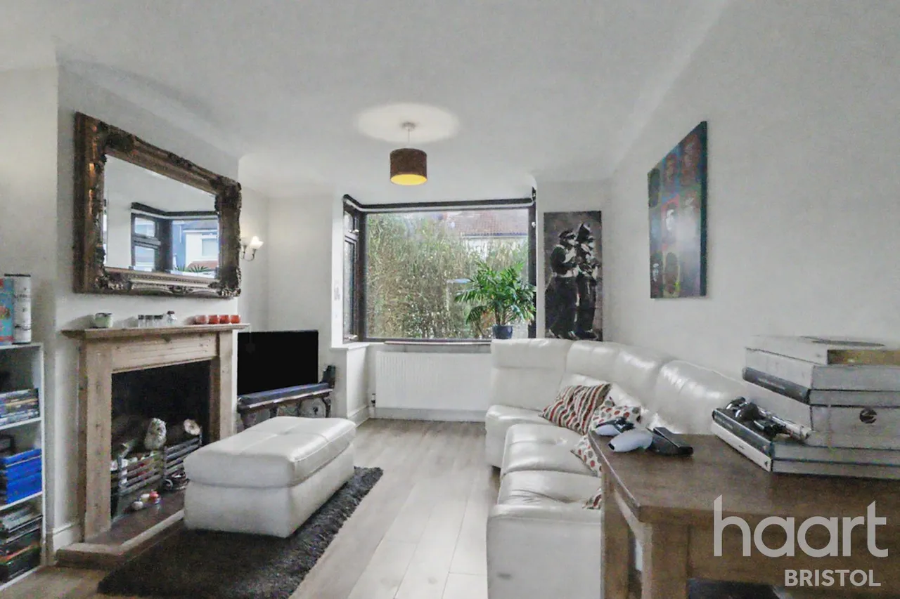 Hengrove Avenue, Bristol, BS14, photo 3