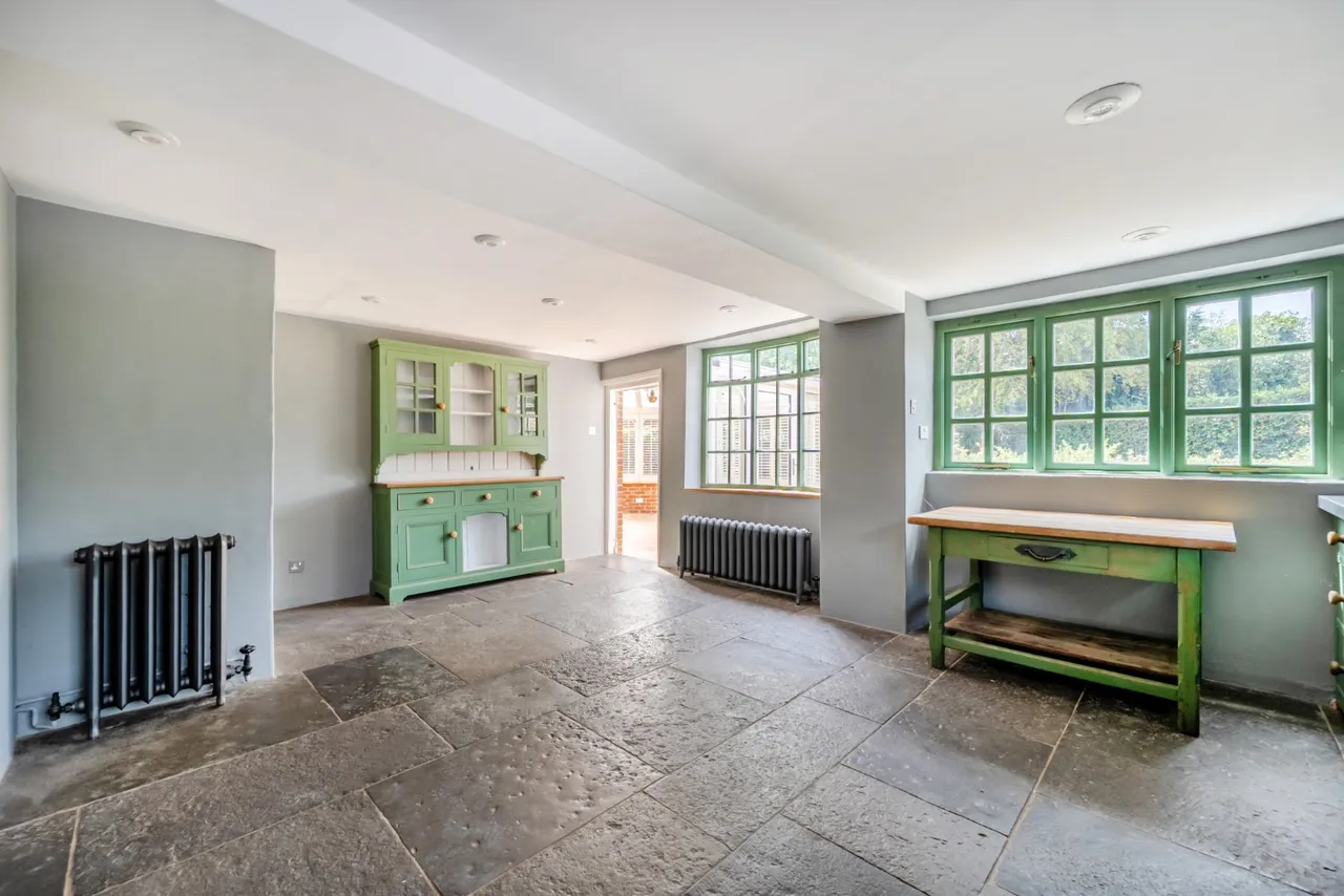 Thorn Road, Wrecclesham, GU10, photo 3