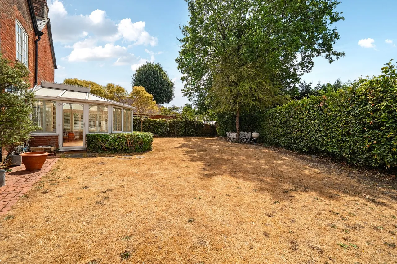 Thorn Road, Wrecclesham, GU10, photo 16