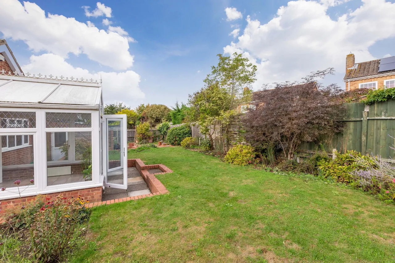 Hemsdale, Cranbrook Drive, Maidenhead, Berkshire SL6 6SL, photo 6