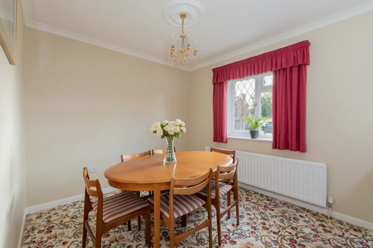Hemsdale, Cranbrook Drive, Maidenhead, Berkshire SL6 6SL, photo 13
