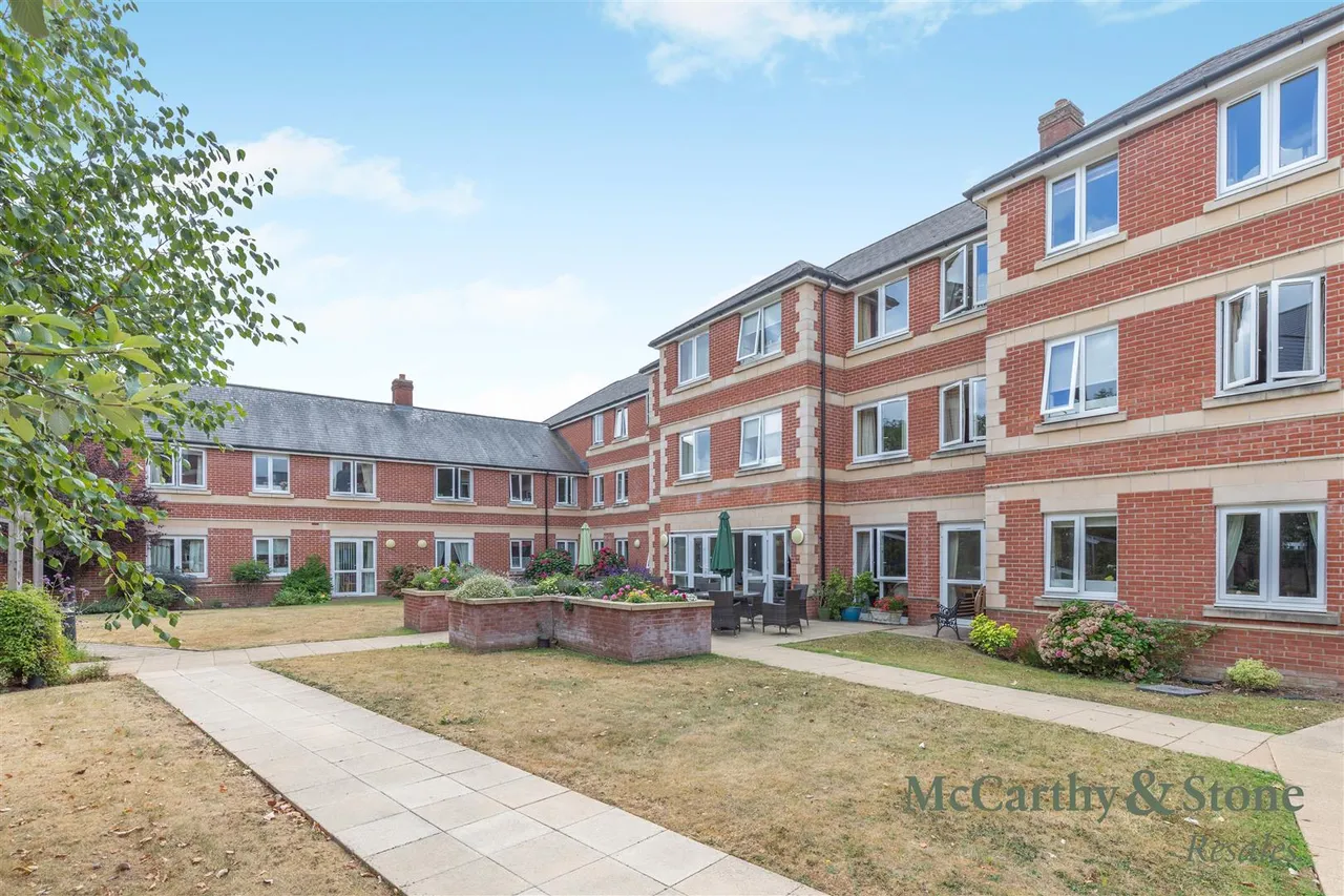 Marlborough Road, Cardiff, CF23, photo 37