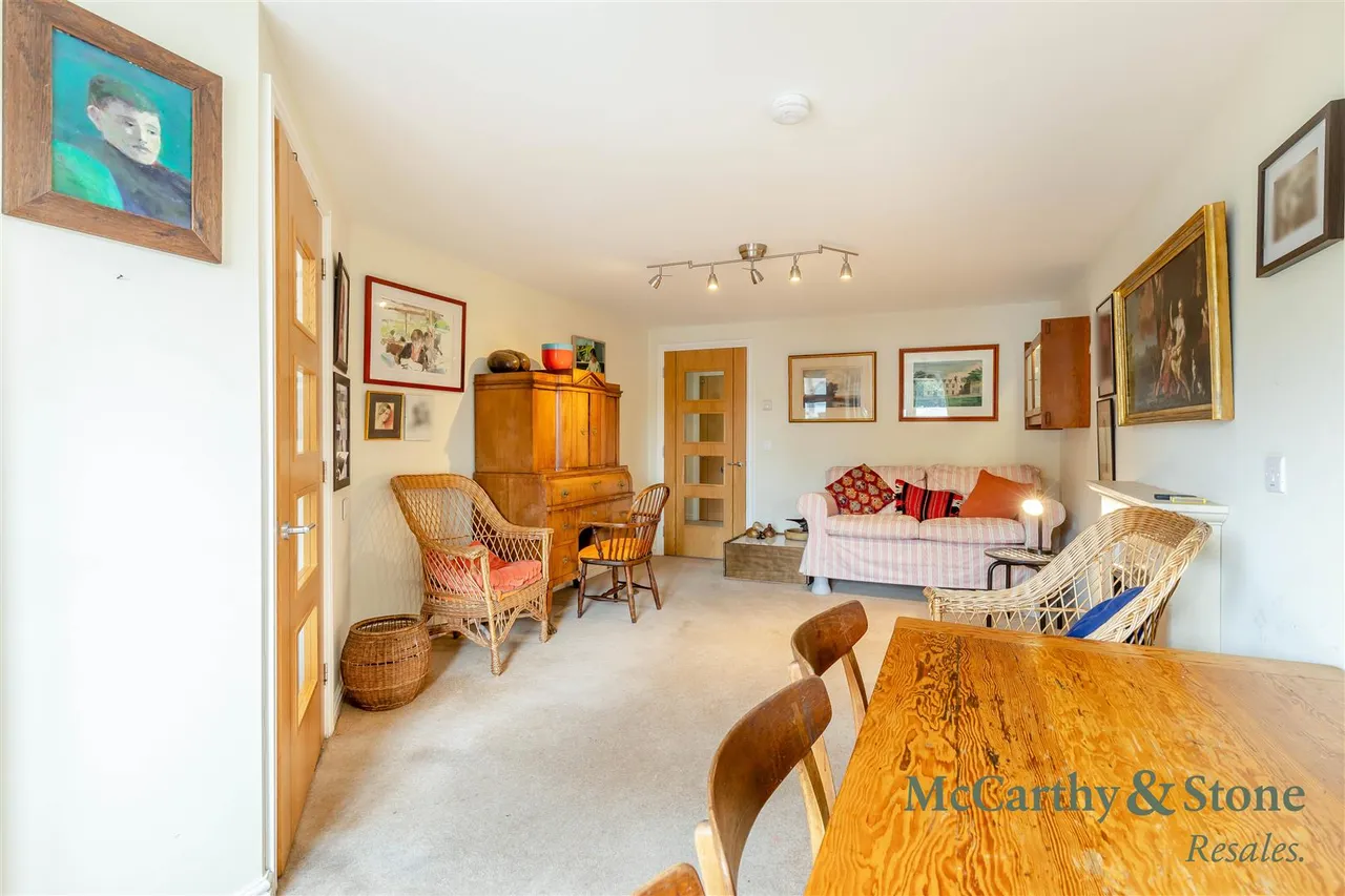 Marlborough Road, Cardiff, CF23, photo 8