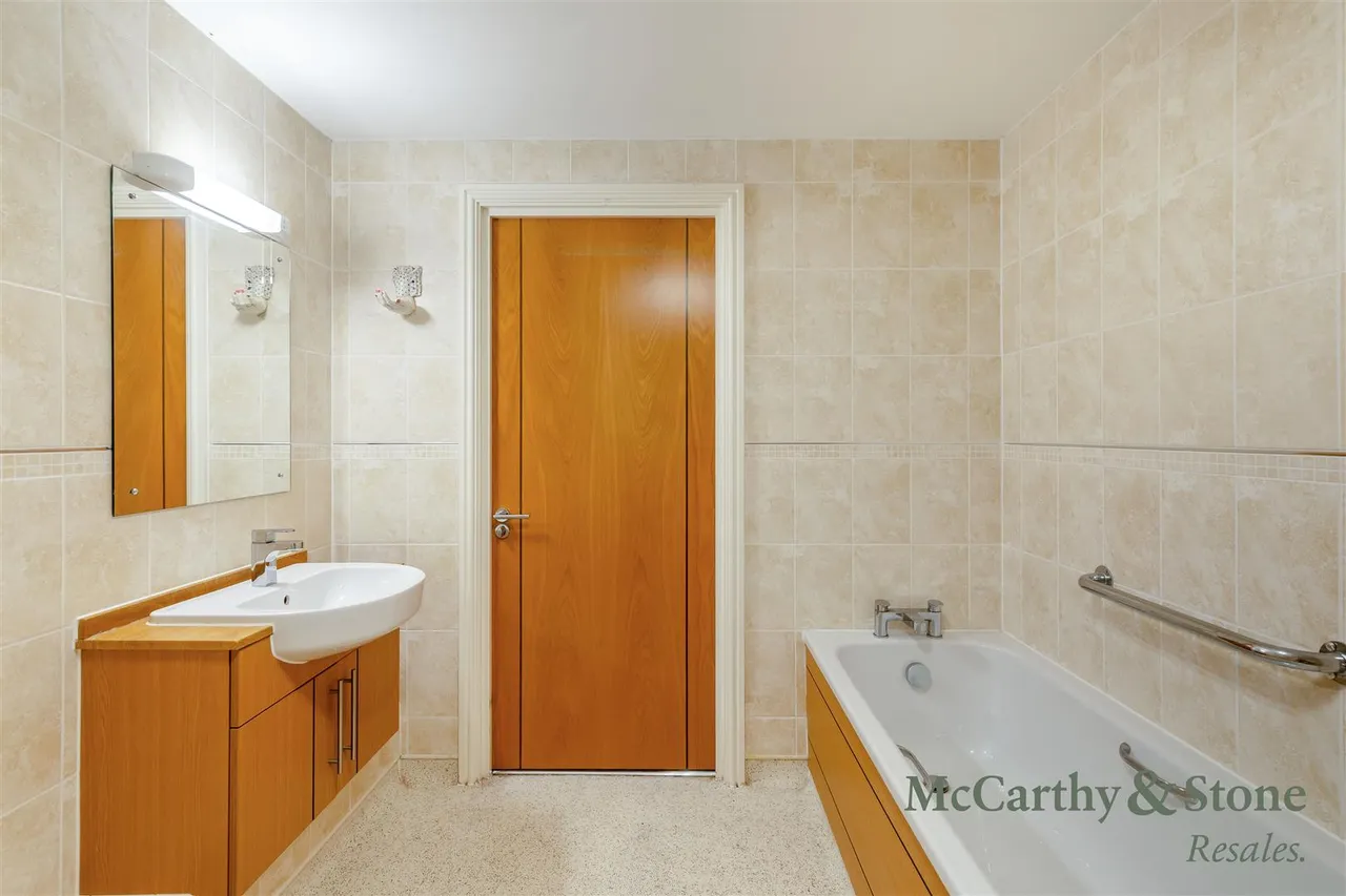 Marlborough Road, Cardiff, CF23, photo 10