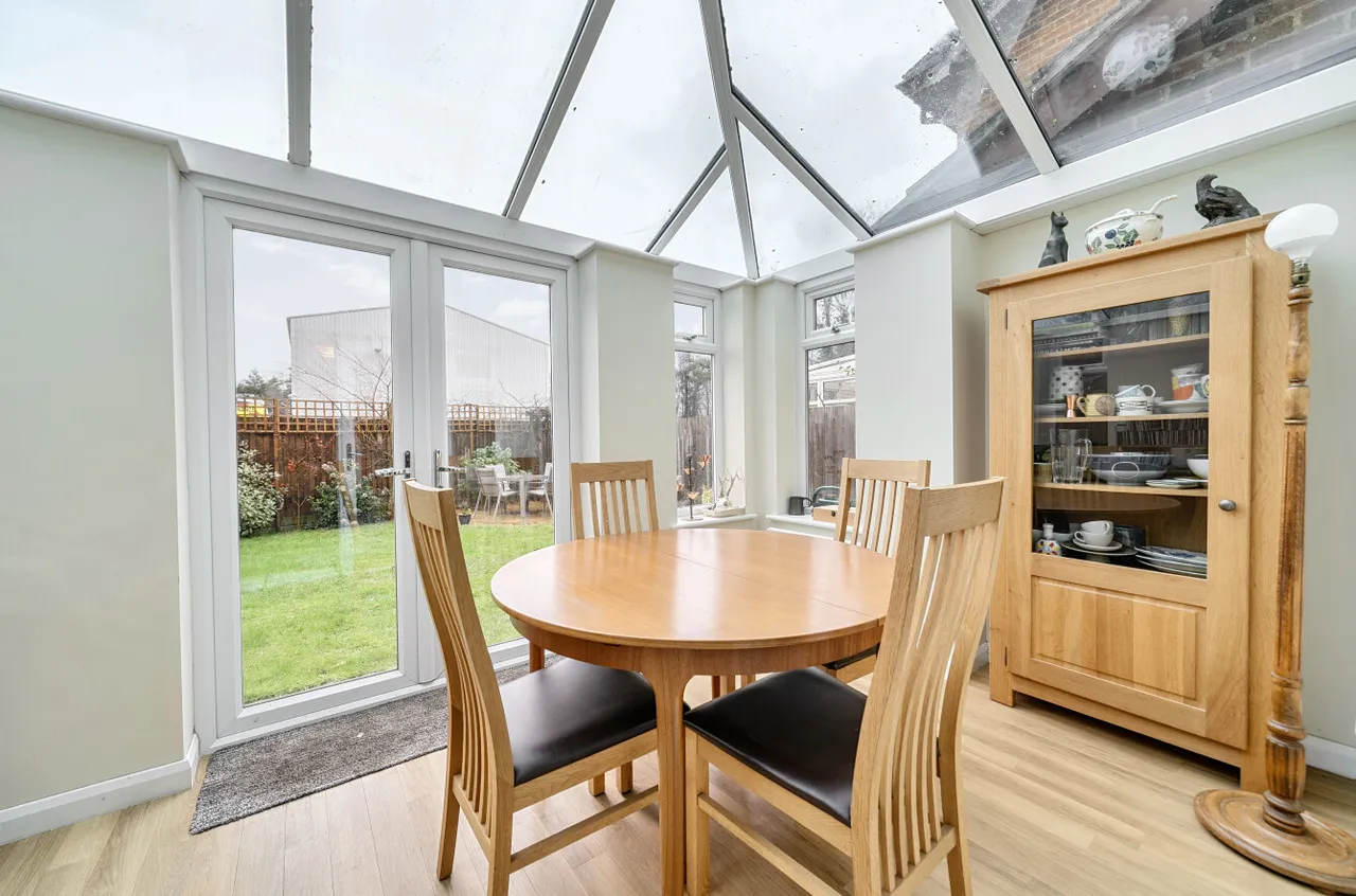 Lory Ridge, Bagshot, Surrey, GU19 5BS, photo 15