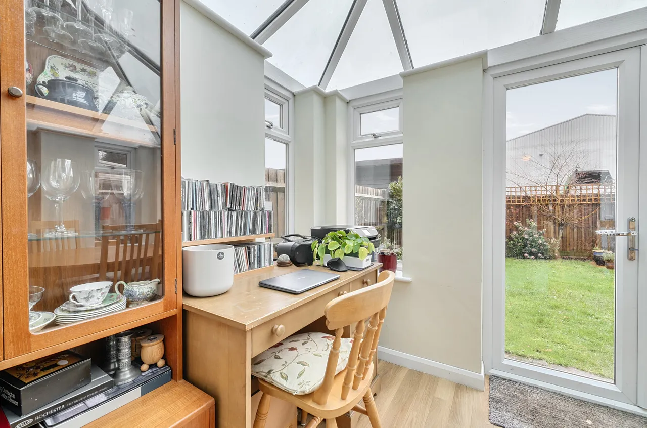 Lory Ridge, Bagshot, Surrey, GU19 5BS, photo 13