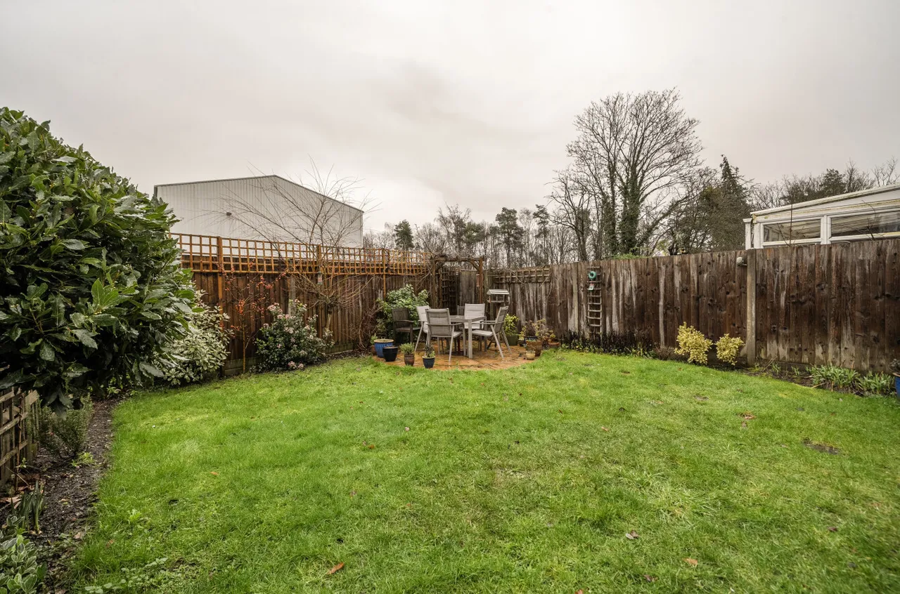 Lory Ridge, Bagshot, Surrey, GU19 5BS, photo 17