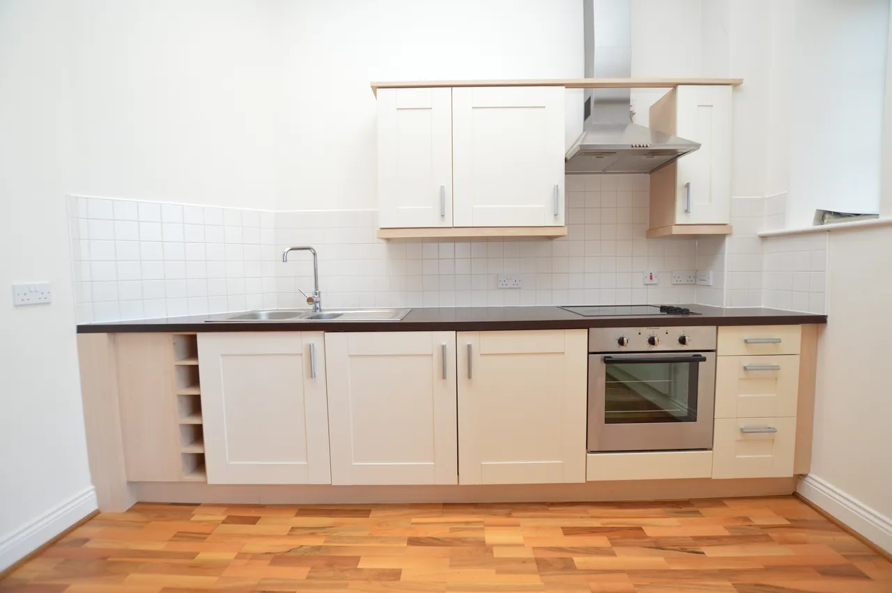Queens Tower, 84 Park Grange Road, Nr City Centre, S2 3RW, photo 12