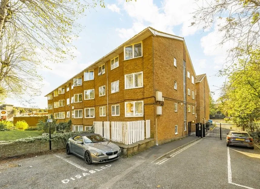 1 bed flat for sale — Christchurch Avenue, Brondesbury Park, NW6