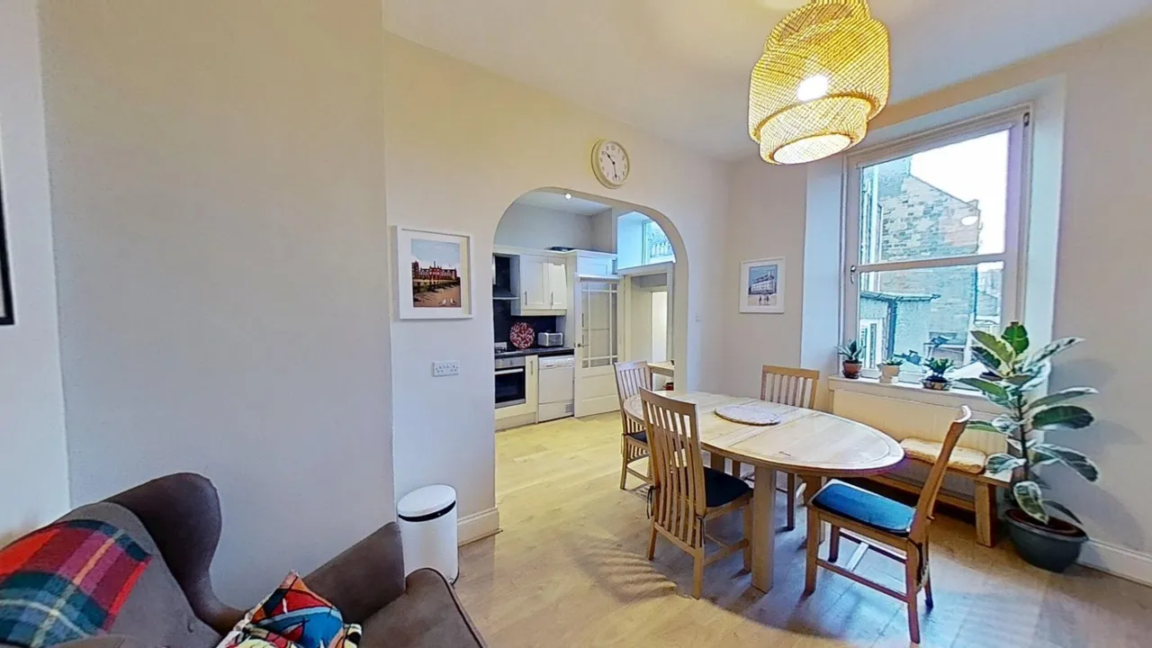 2 bed flat to rent, Brighton Place, Edinburgh, EH15