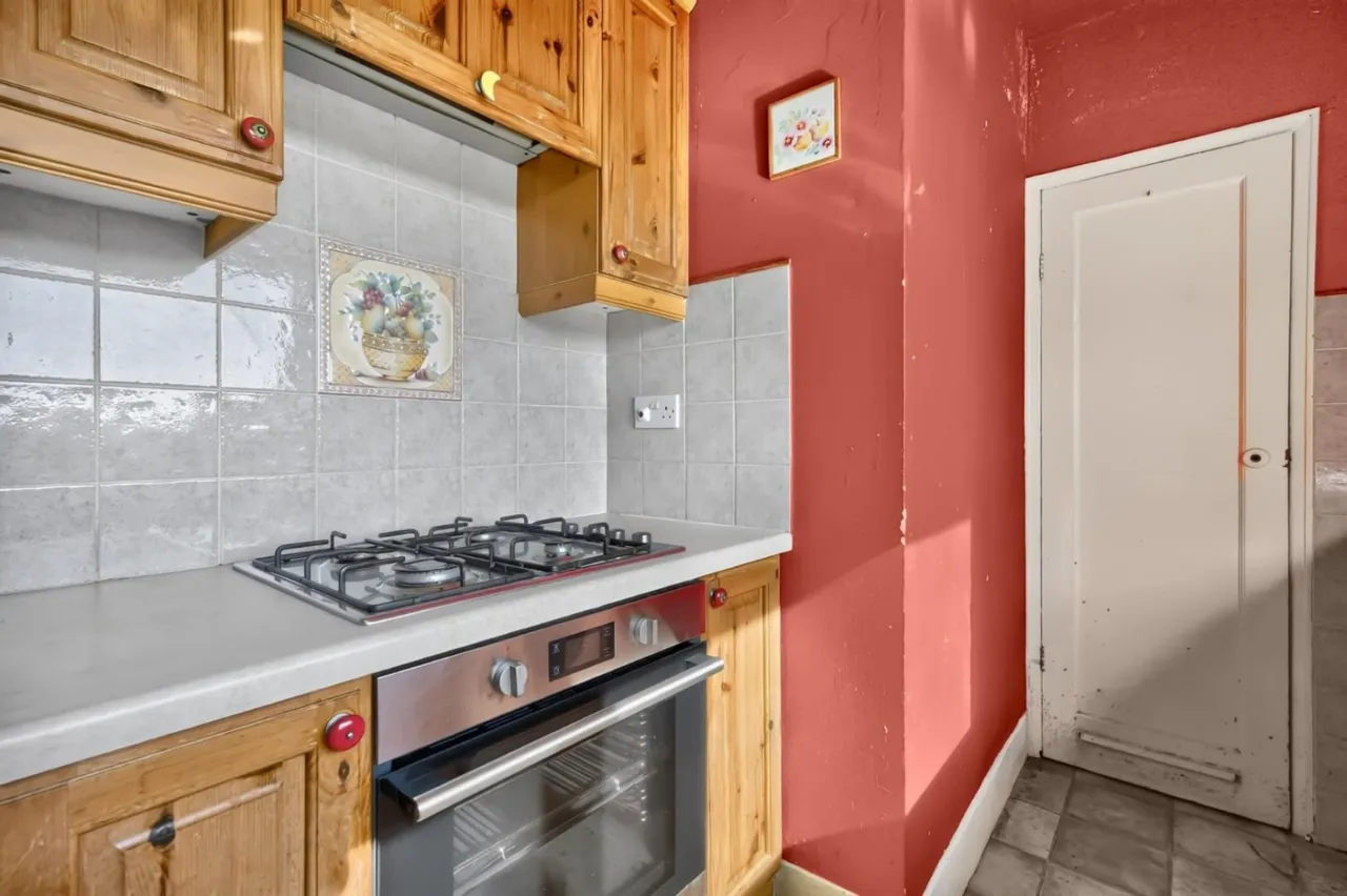 Grove Road, Horsforth, LS18, photo 7