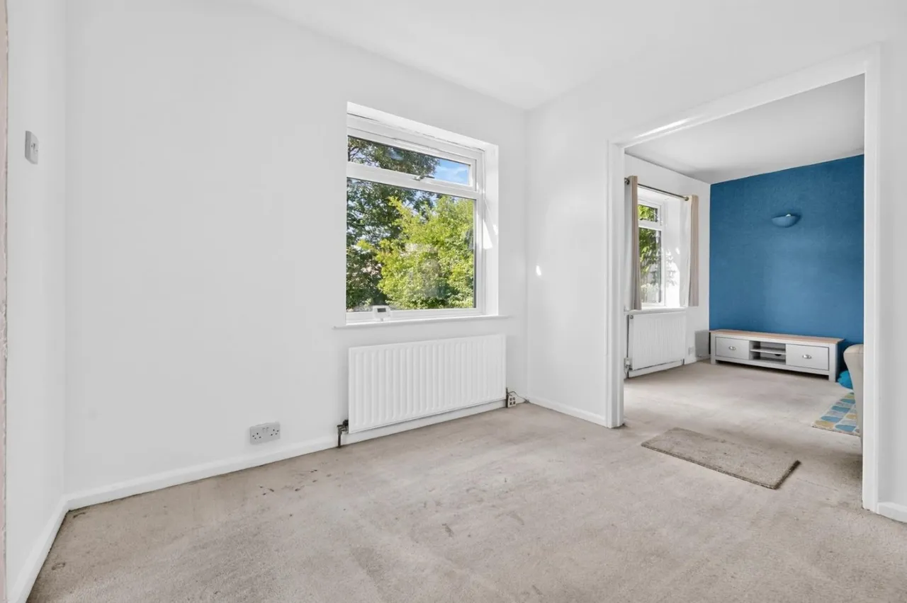 Grove Road, Horsforth, LS18, photo 4
