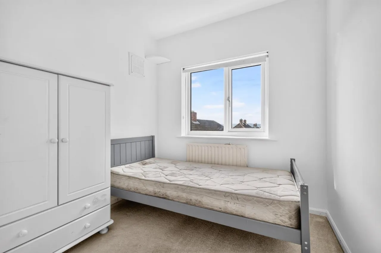 Grove Road, Horsforth, LS18, photo 13