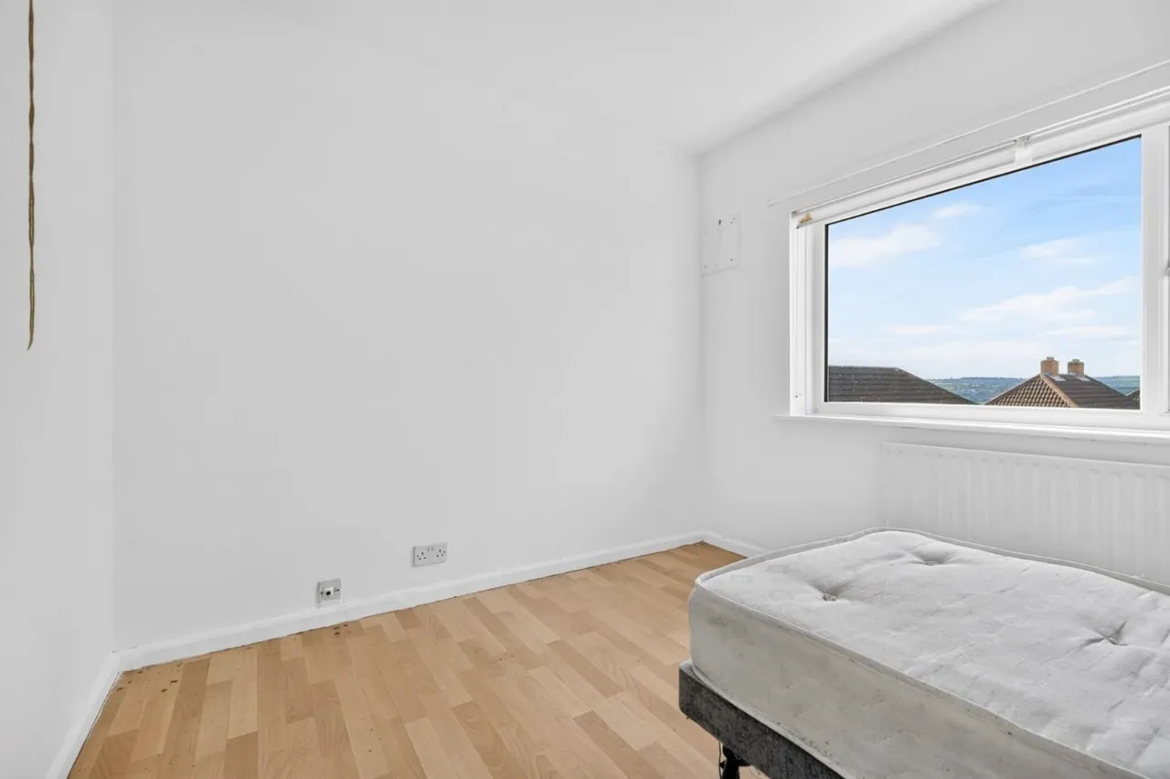 Grove Road, Horsforth, LS18, photo 10