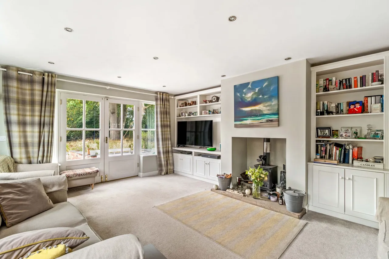 Elm Cottage Hobb Lane, Daresbury, Warrington, WA4 5LS, photo 3