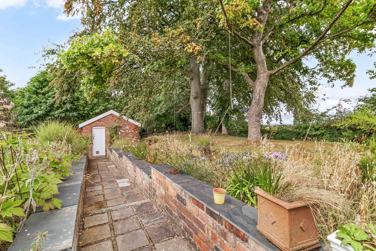 Elm Cottage Hobb Lane, Daresbury, Warrington, WA4 5LS, photo 22