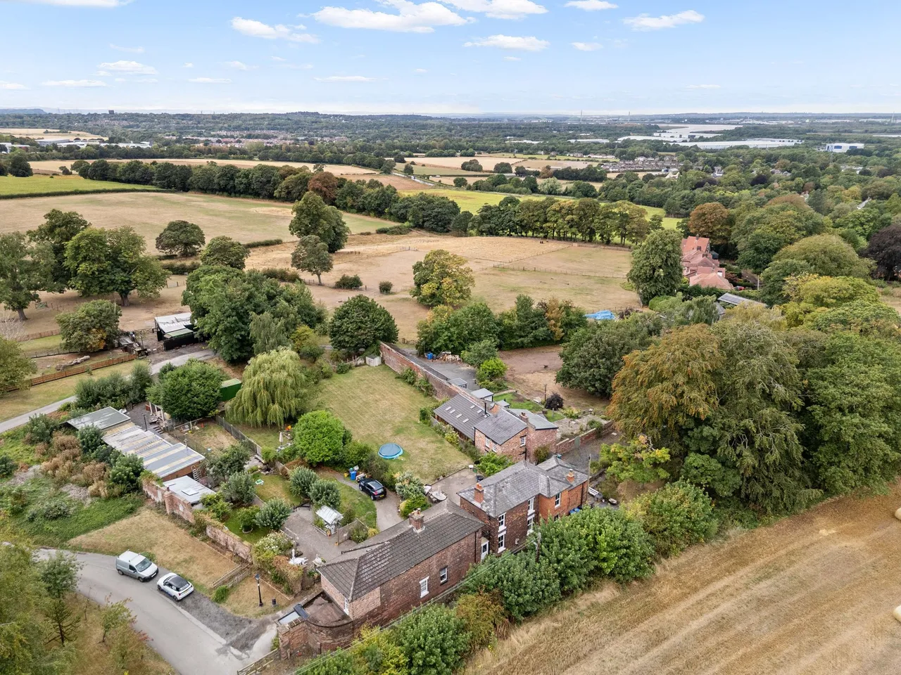 Elm Cottage Hobb Lane, Daresbury, Warrington, WA4 5LS, photo 2