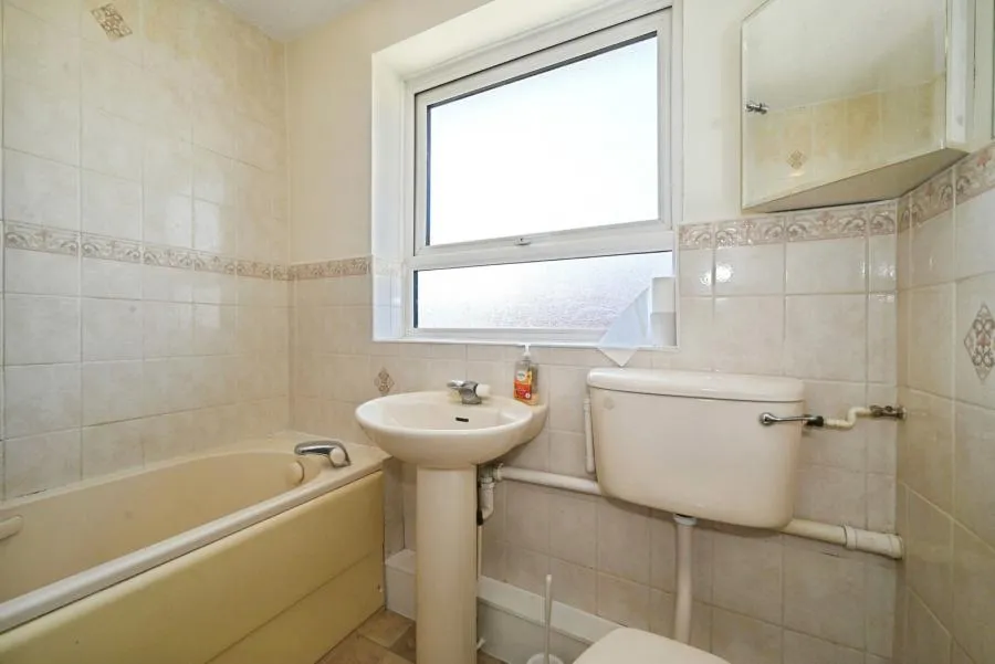 Hewgate Court, Henley-on-thames, RG9, photo 18