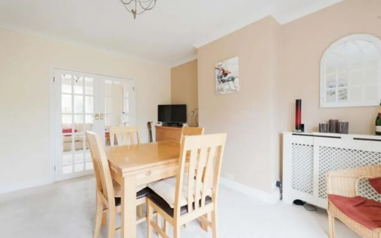 Pams Way, Epsom, KT19, photo 5