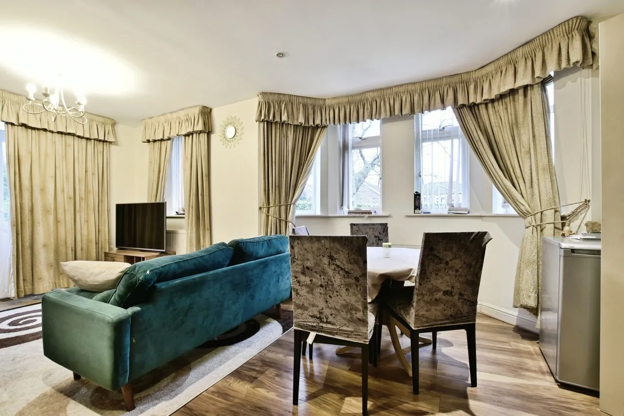 Regency Court, Altrincham, WA15, photo 14