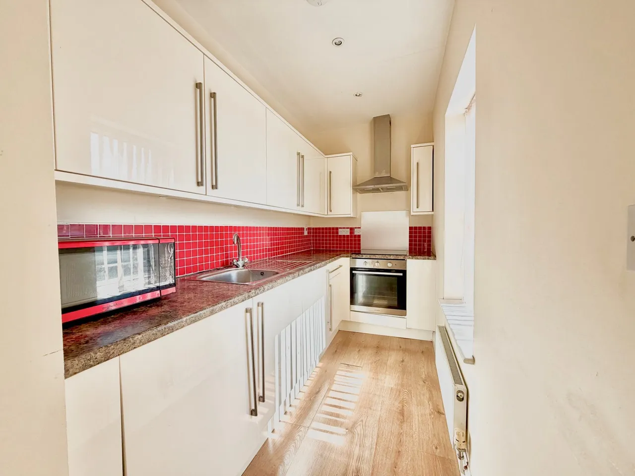 Flat 5, The Old County Arms, Milton Keynes, 189 Newport Road, MK13 0AL, photo 5