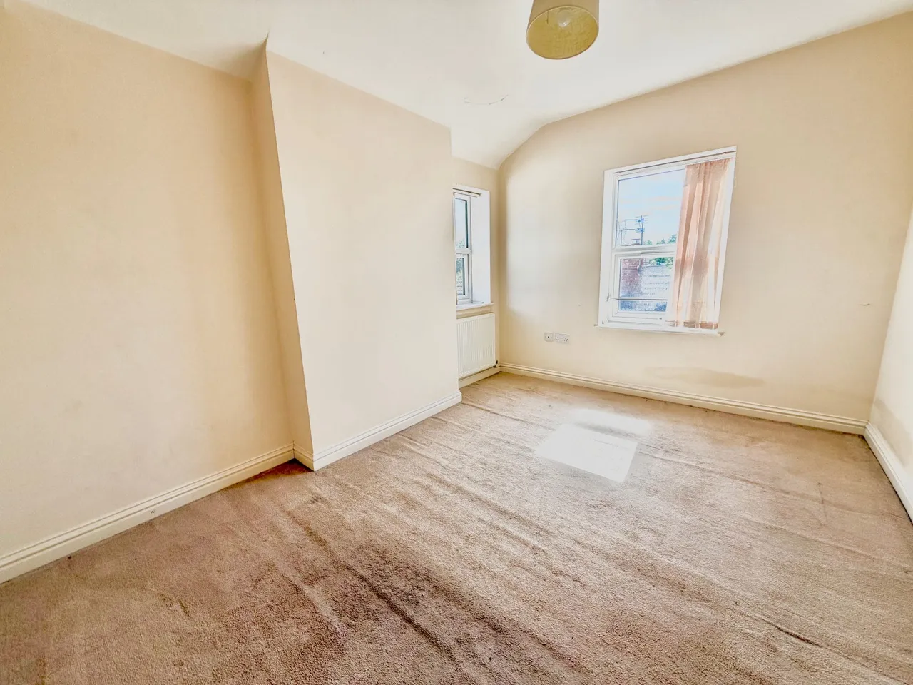 Flat 5, The Old County Arms, Milton Keynes, 189 Newport Road, MK13 0AL, photo 7