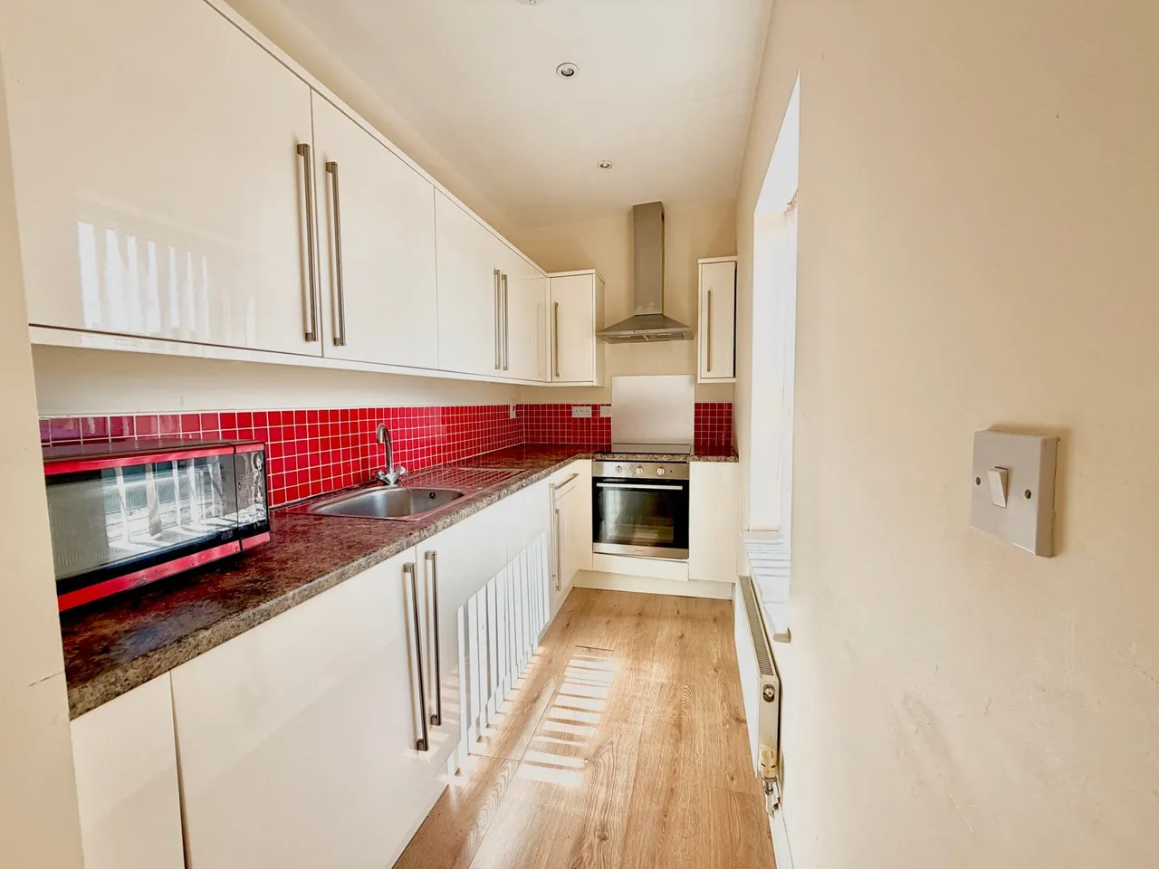 Flat 5, The Old County Arms, Milton Keynes, 189 Newport Road, MK13 0AL, photo 2