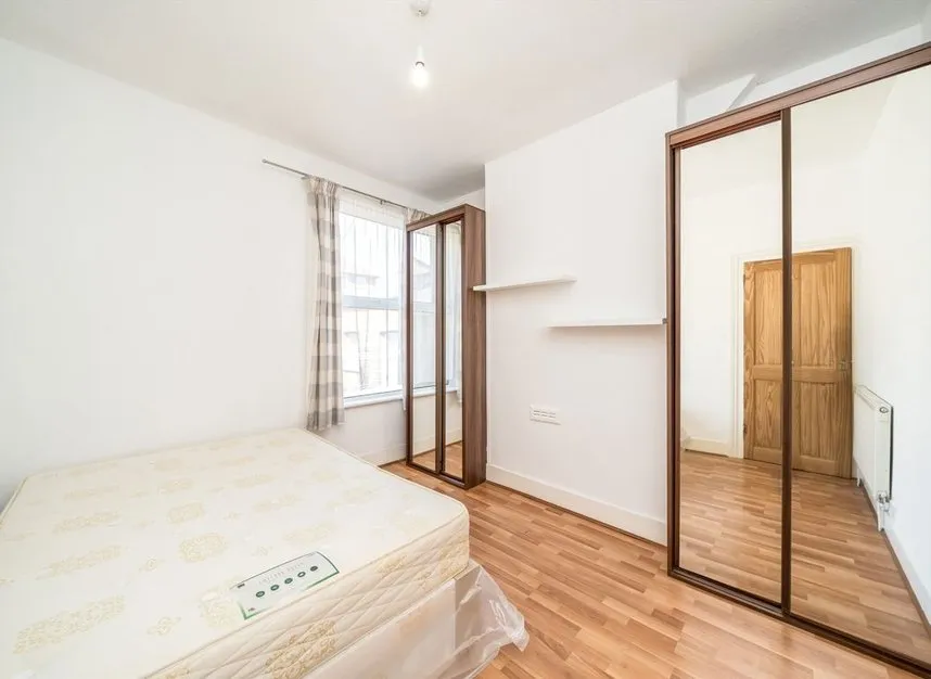 Ethnard Road, Peckham, SE15, photo 5