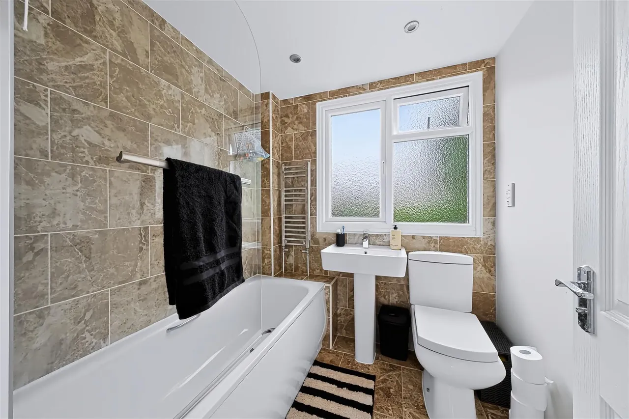 Leckhampton Road, Loughborough, photo 15
