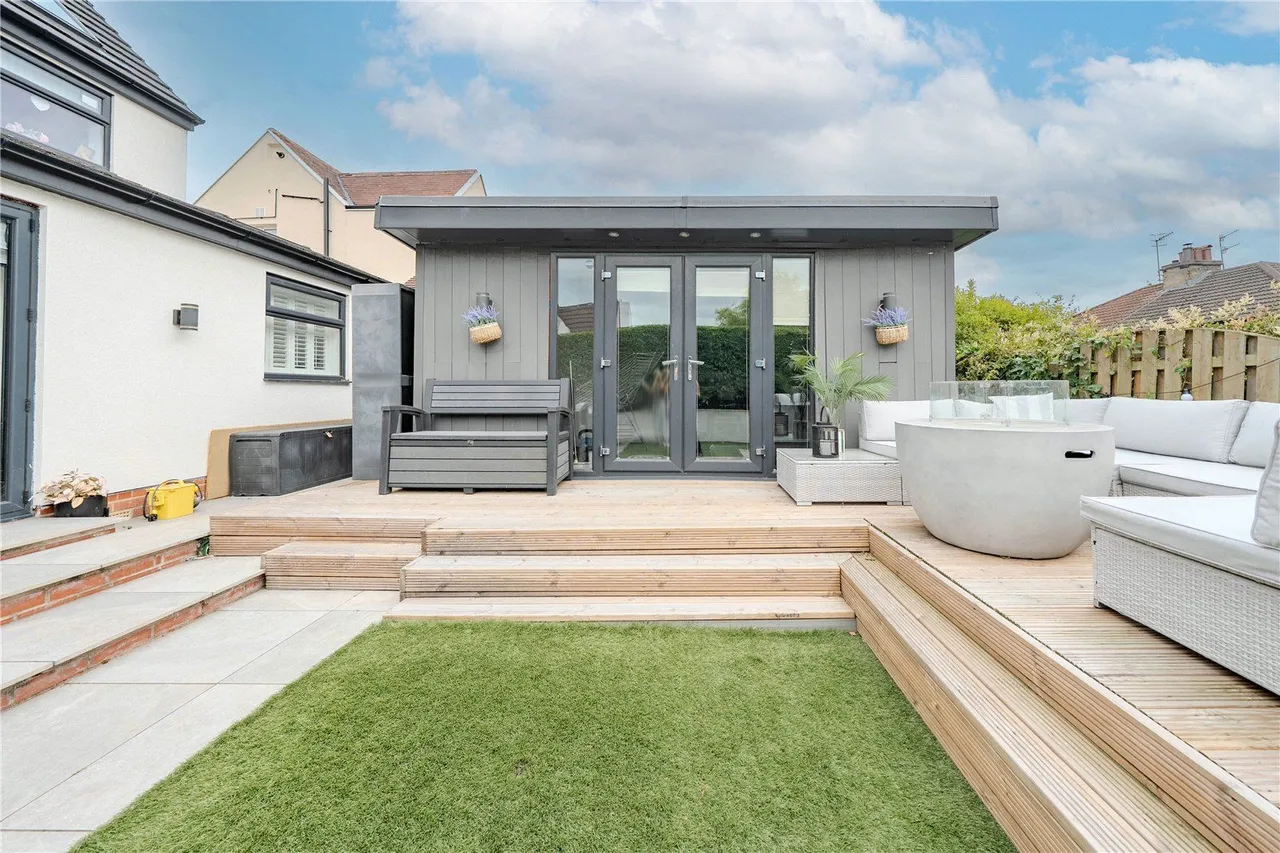 Carr Road, Calverley, LS28, photo 29