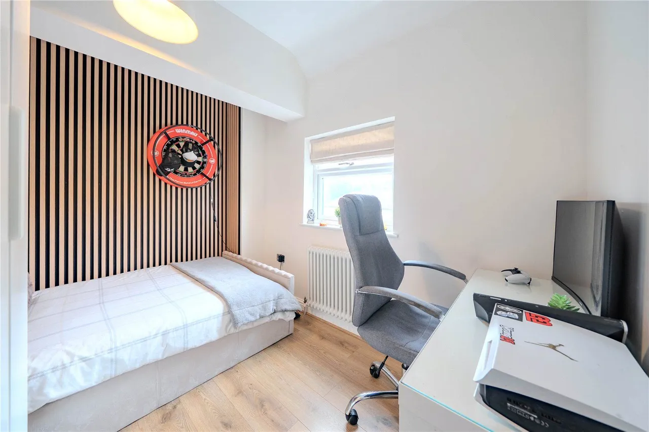 Carr Road, Calverley, LS28, photo 21