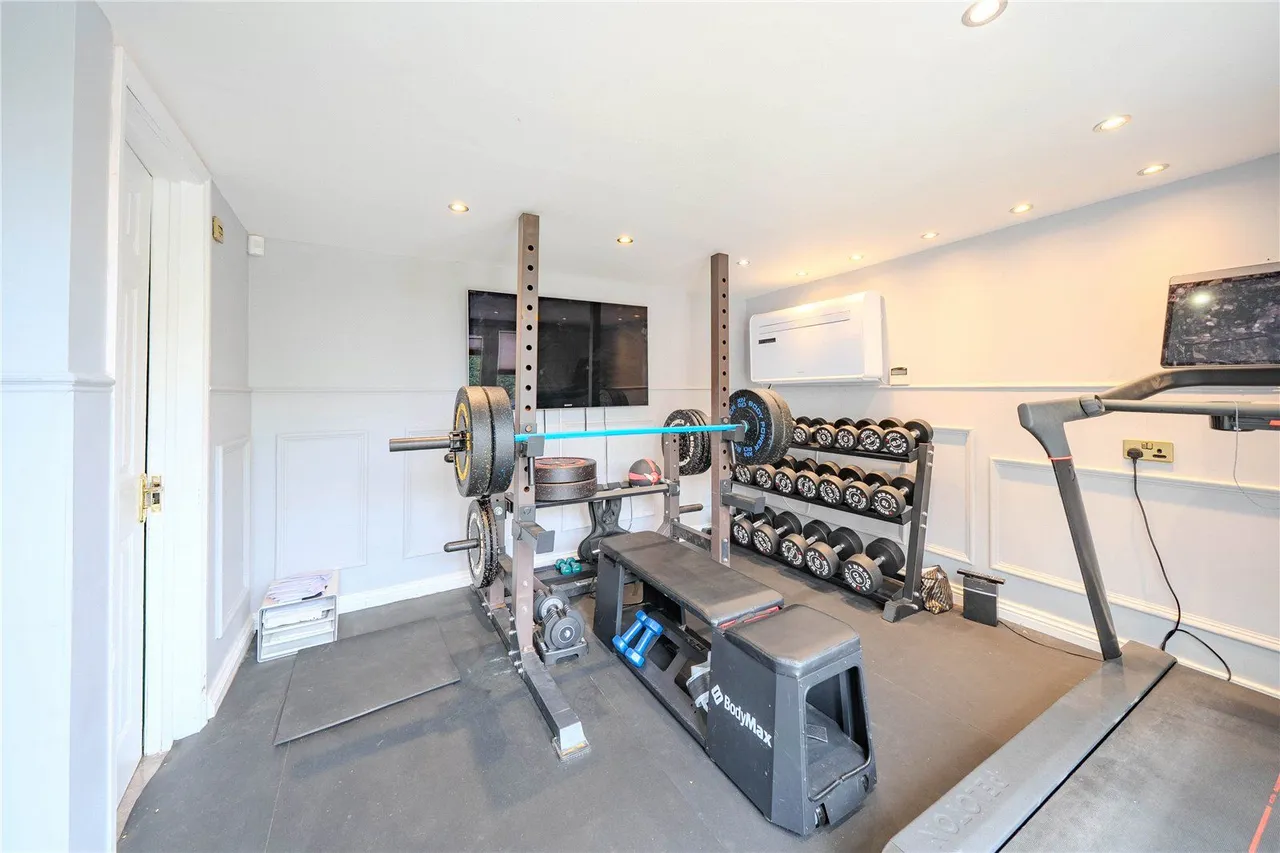 Carr Road, Calverley, LS28, photo 28