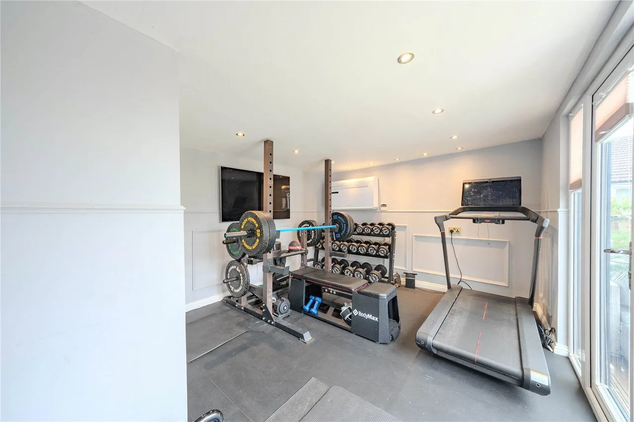 Carr Road, Calverley, LS28, photo 6